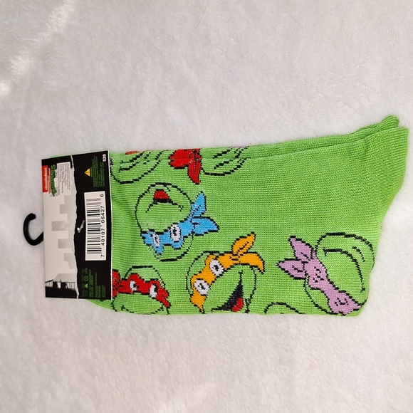 Teenage Mutant Ninja Turtles men's socks, fits shoe size 6-12 Nickelodeon - Picture 4 of 7